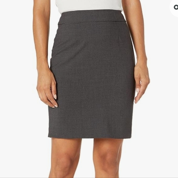 Calvin klein Tailored pencil skirt with defined waistband officewear plu… - Picture 1 of 15